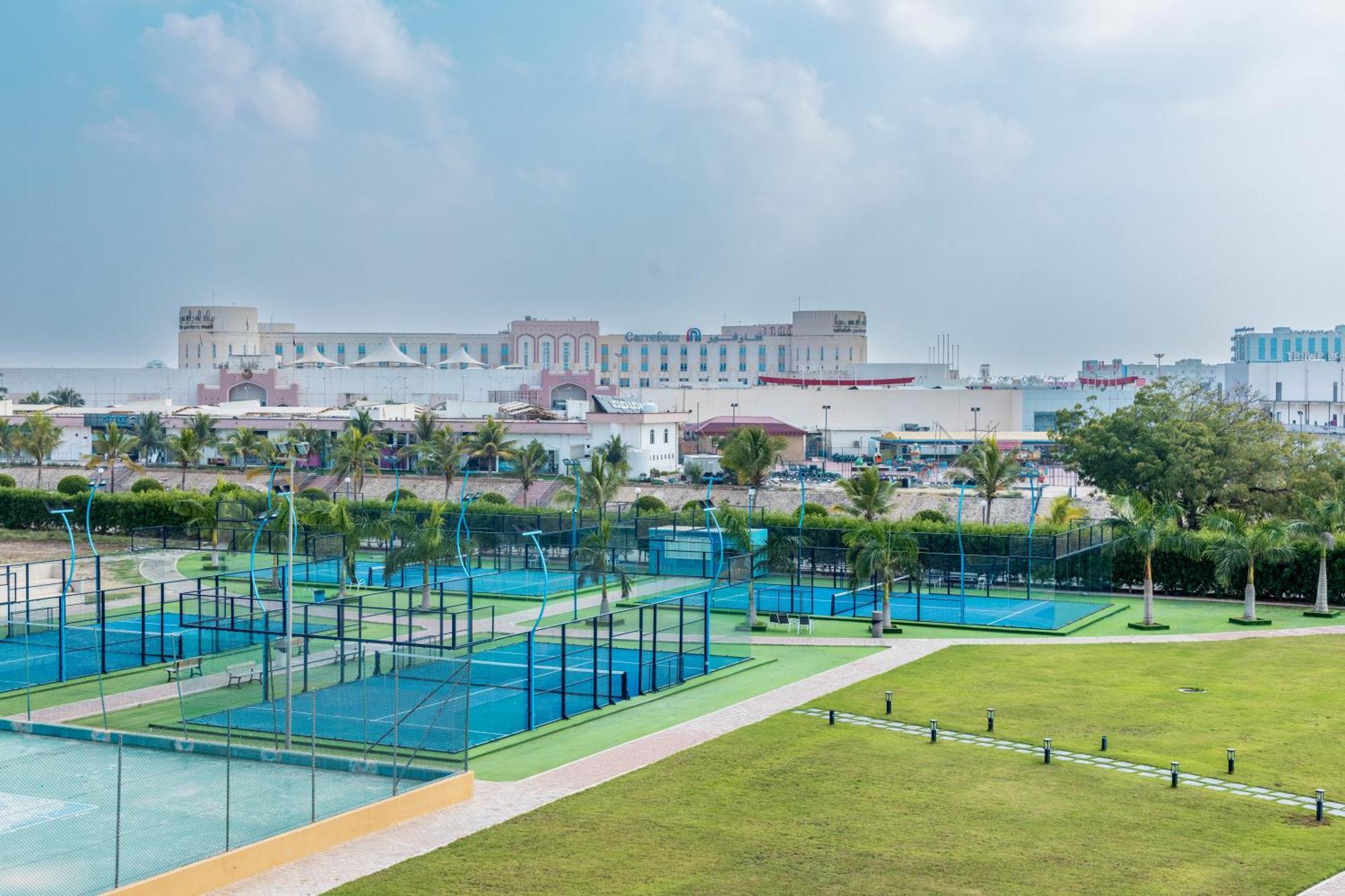 Hamdan Plaza Hotel Salalah, An Htg Hotel Extérieur photo